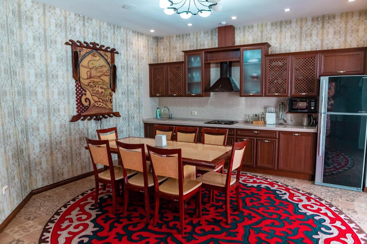Gоlden Dragon Villa Hotel Bishkek Exterior foto