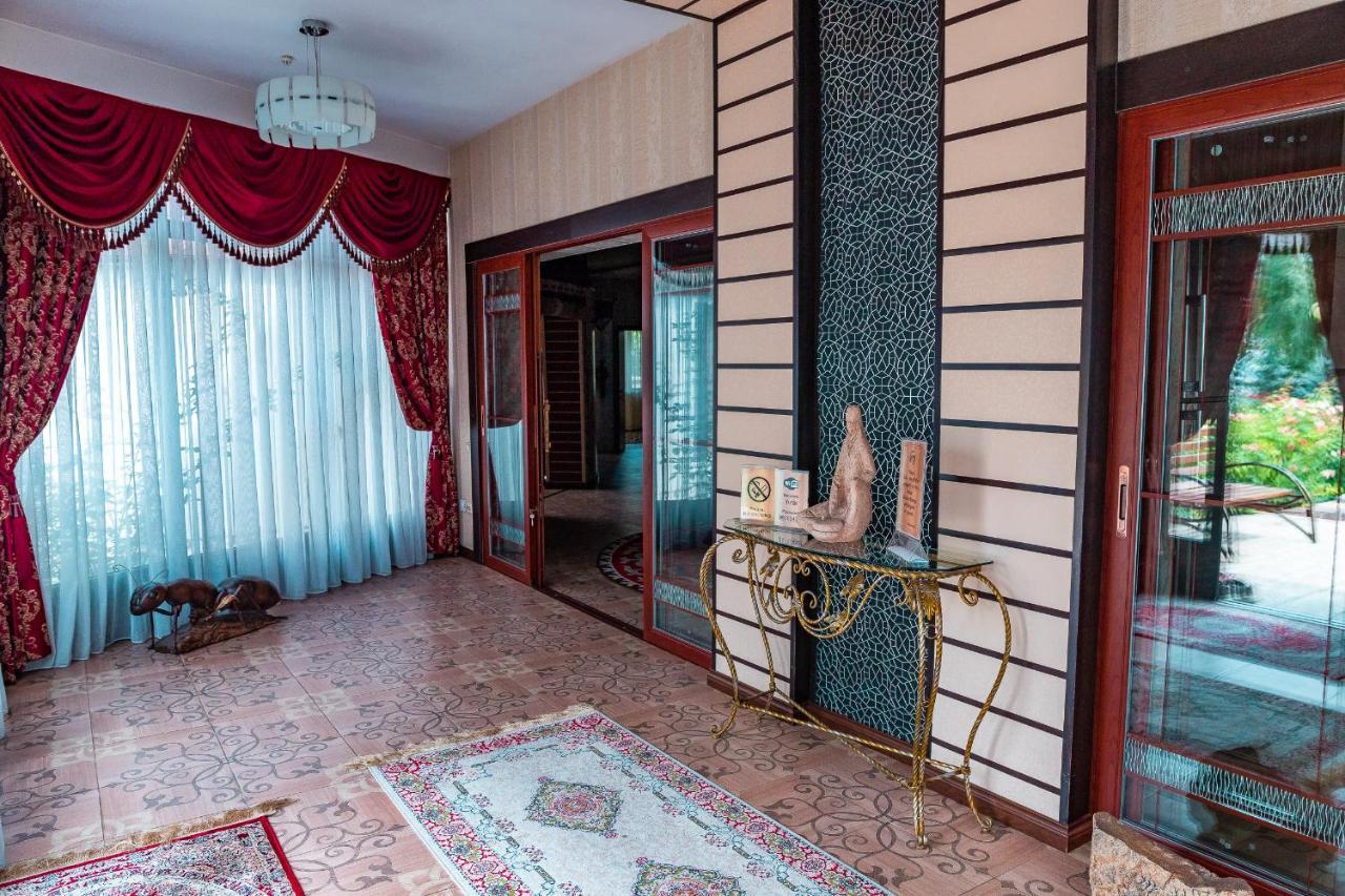 Gоlden Dragon Villa Hotel Bishkek Exterior foto