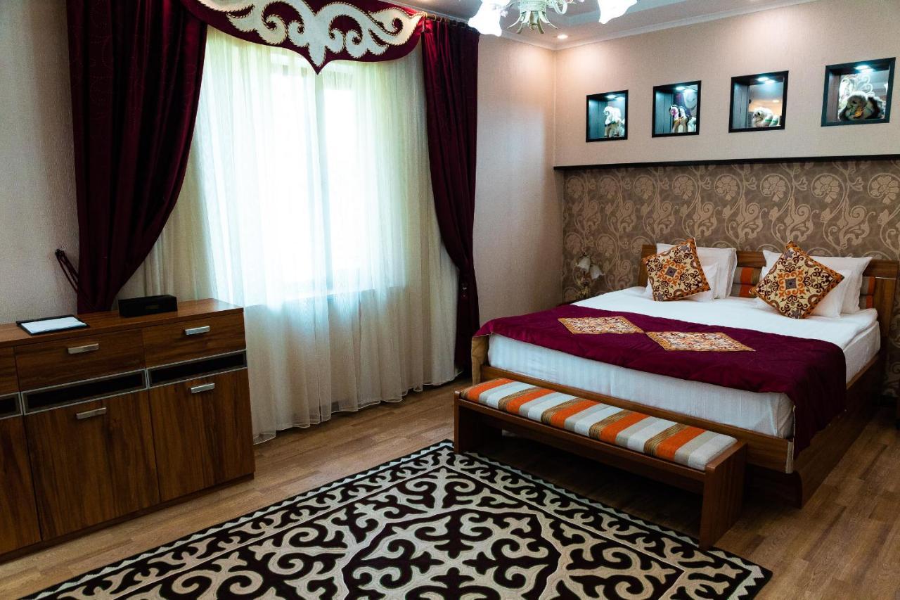 Gоlden Dragon Villa Hotel Bishkek Exterior foto